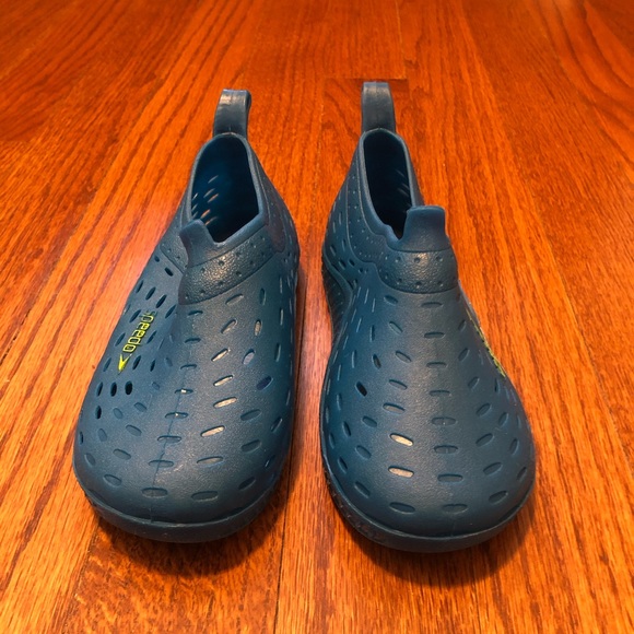 Speedo Swim shoes - Picture 2 of 4